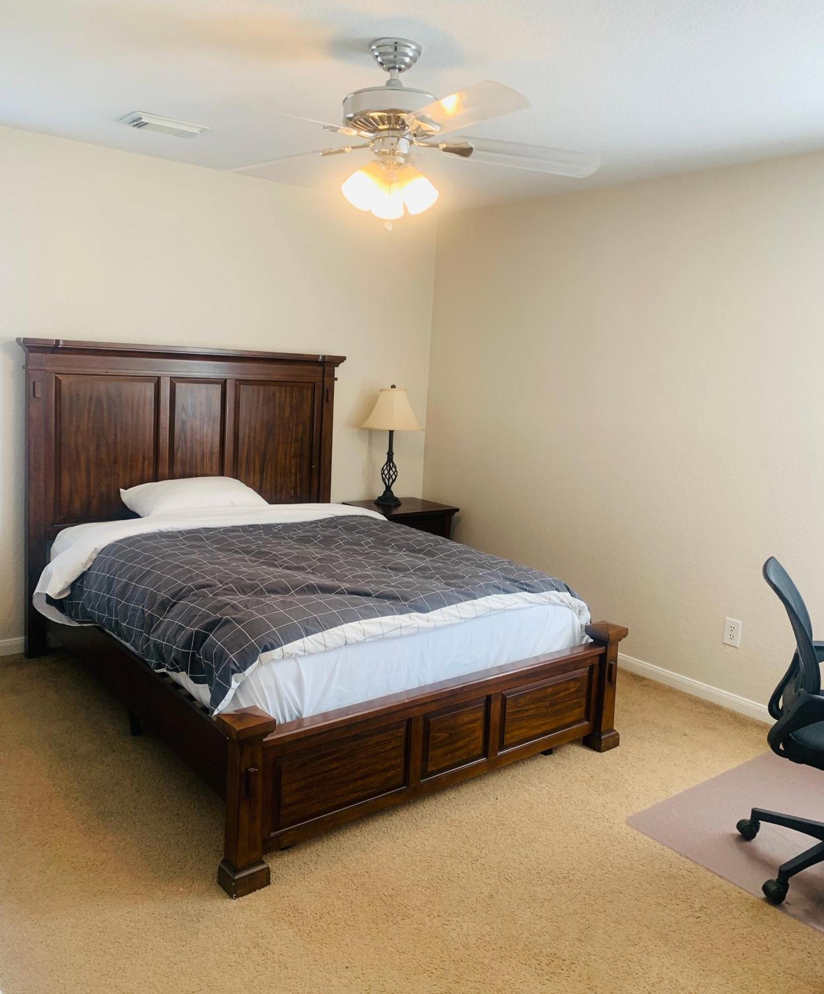 Private Queen Room Cypress 290, Tx Exterior photo